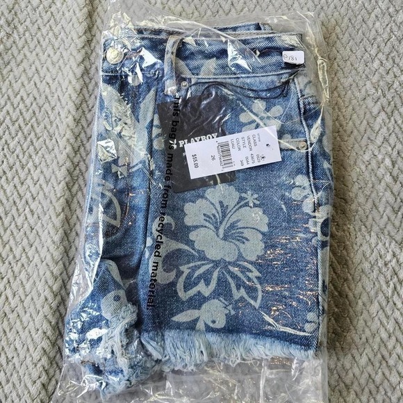 Playboy Shorts Women's 26 PacSun Floral Denim Jean Cutoff (NWT) - Picture 6 of 6